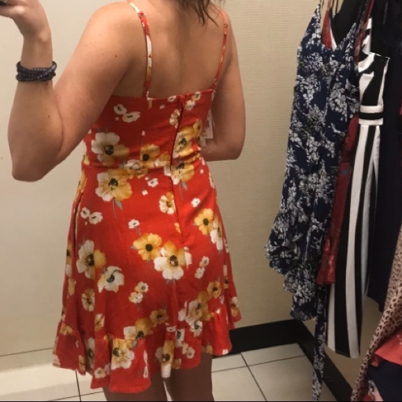 Red Floral Linen Mini Dress - Picture 13 of 14